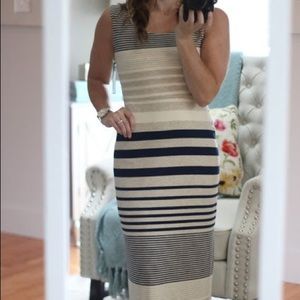 Gilli Mitchel Cross-back Maxi Dress size M